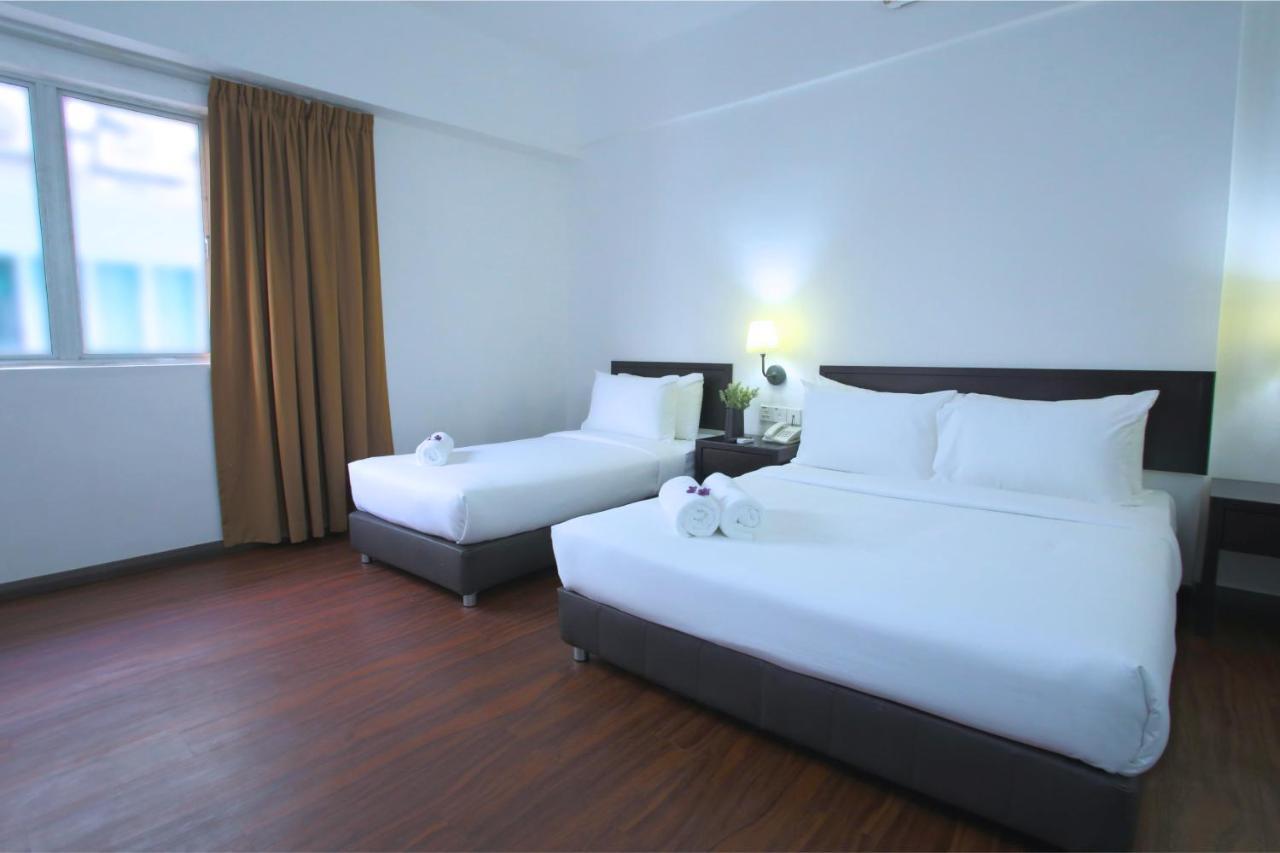 Hotel Pandan Johor Bahru Esterno foto