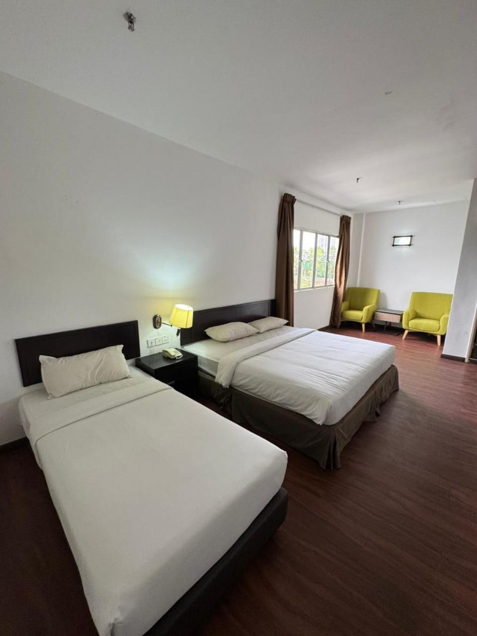 Hotel Pandan Johor Bahru Esterno foto